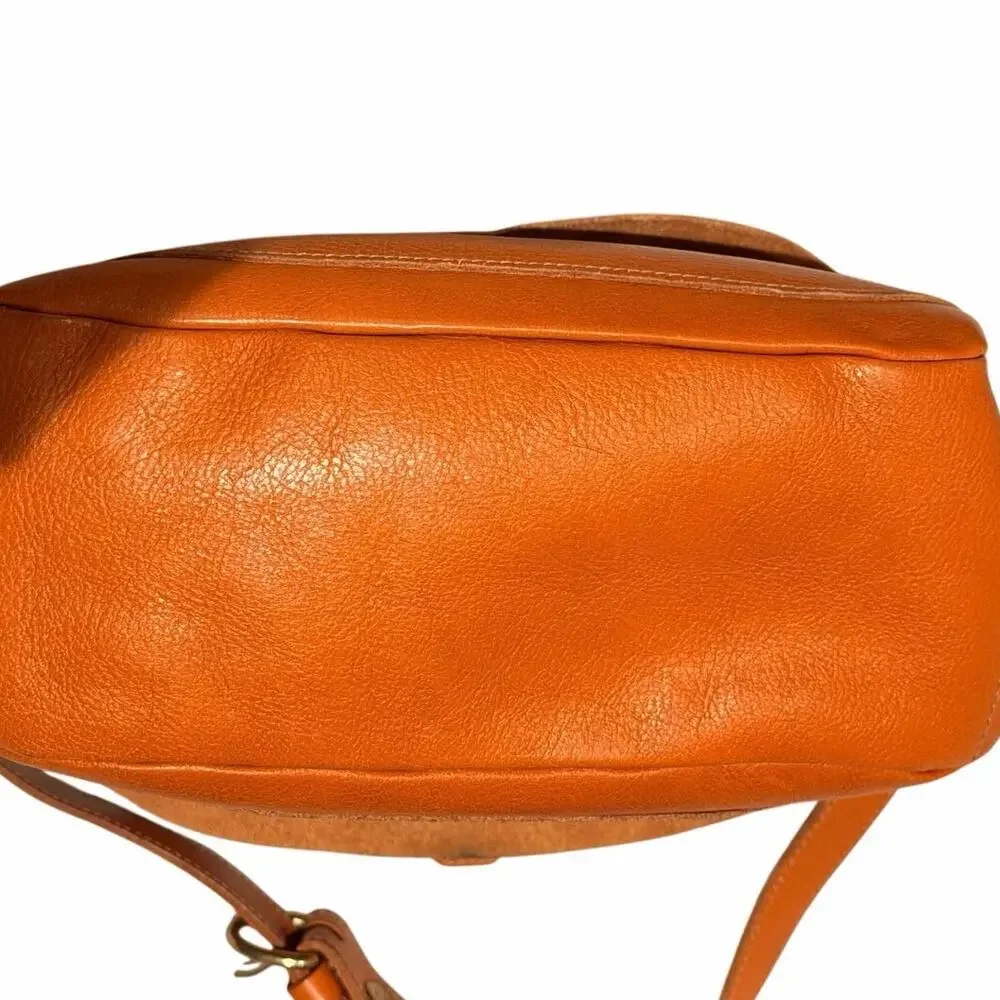 Il Bisonte Fausta Small Caramel Leather Crossbody Bag - Picture 8 of 8